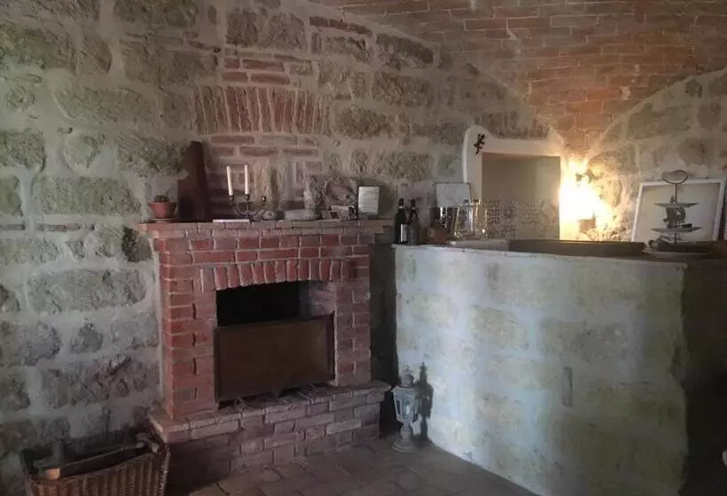 ホテル Monfrà   Ospitalità Rurale, Vigneti E Cantina