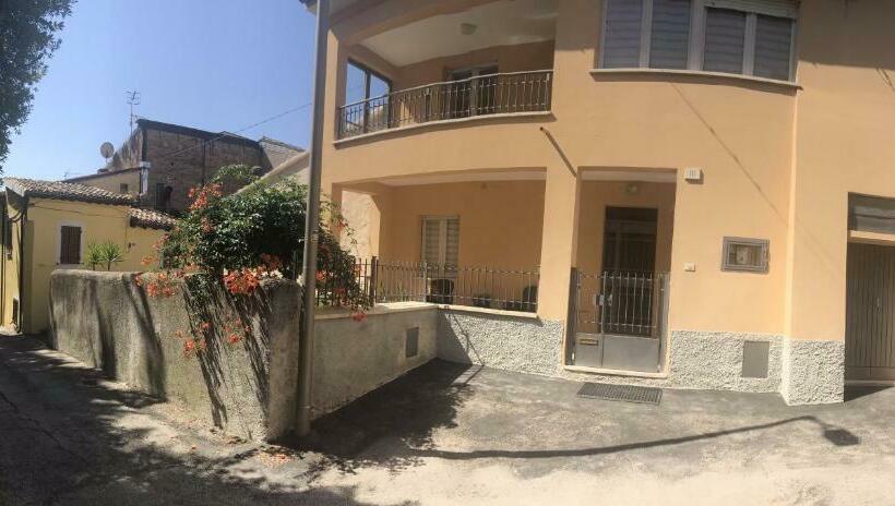 Panzió Affittacamere Il Piccolo Borgo Foligno