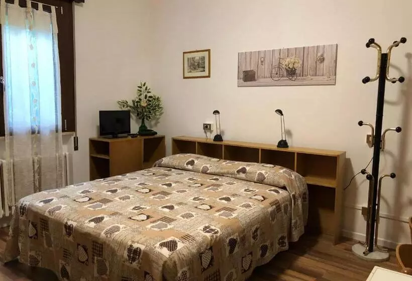 ペンション Alloggio Al Giardino