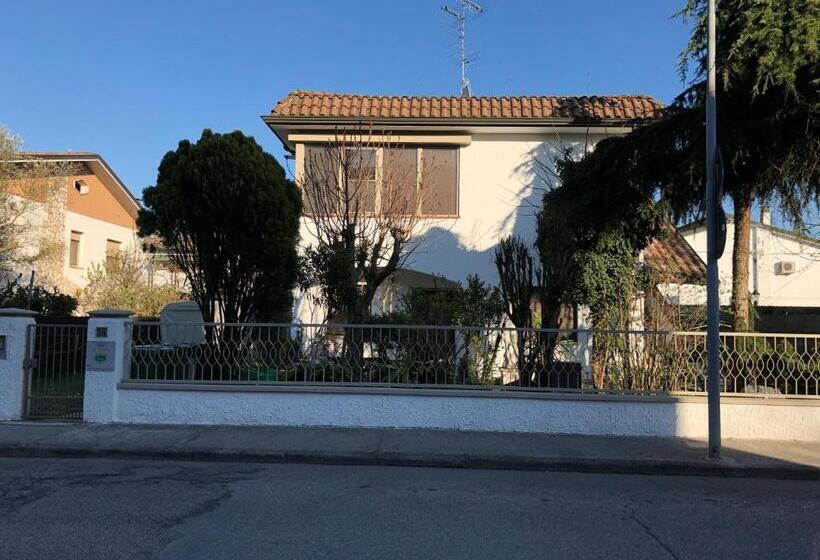 ペンション Alloggio Al Giardino