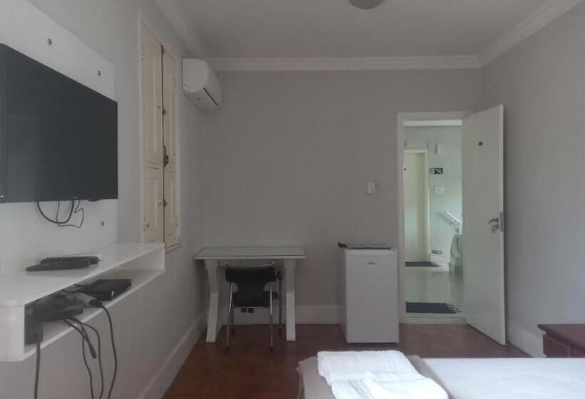 膳宿费 Uba Apart Imóveis