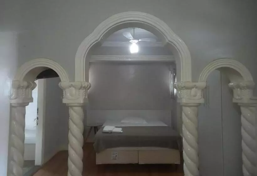 Majatalo Uba Apart Imóveis