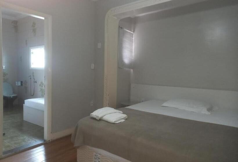 膳宿费 Uba Apart Imóveis