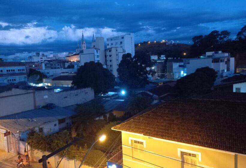 膳宿费 Uba Apart Imóveis