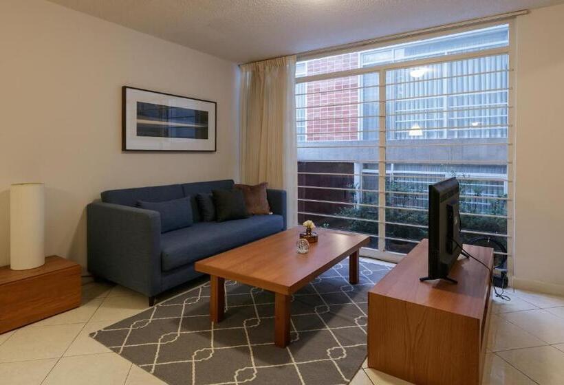 Apartamentos West End