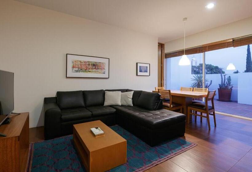 Apartamentos West End