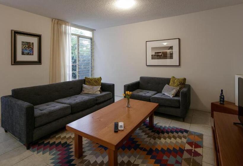 Apartamentos West End