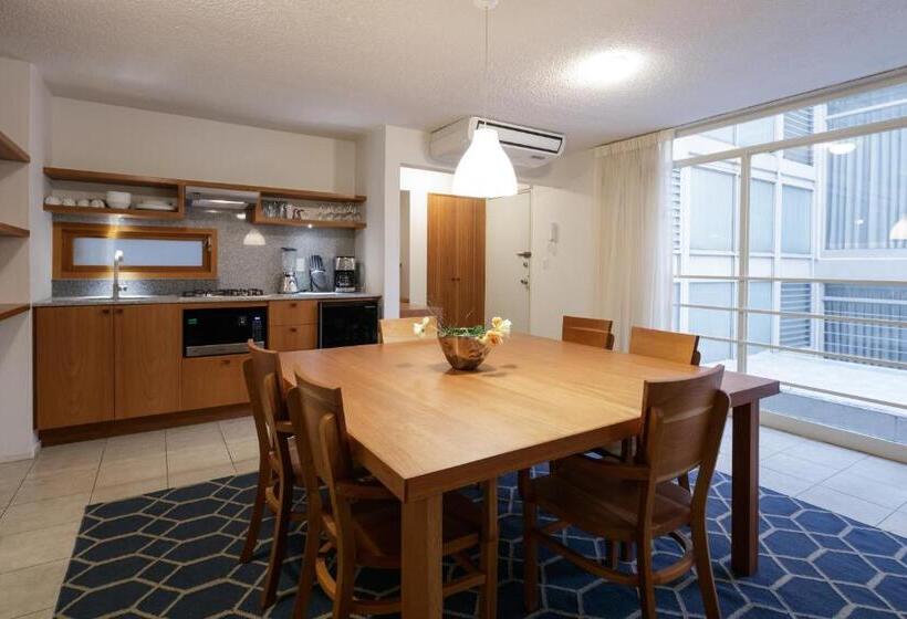 Apartamentos West End