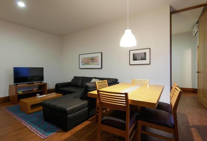 Apartamentos West End