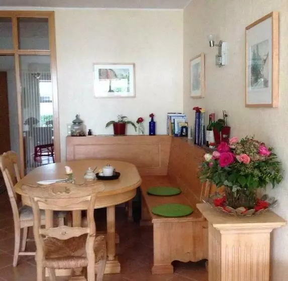 Aamiaismajoitus (B&B) Das Landhotel Zur Mühle
