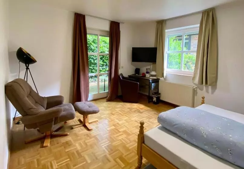 Aamiaismajoitus (B&B) Das Landhotel Zur Mühle
