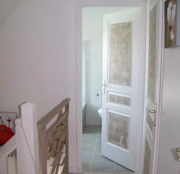 ベッドアンドブレックファースト Un Oasis De Quiétude Belle Chambre 22m2