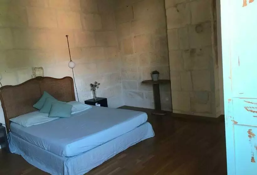 تختخواب و صبحانه Le Patio D Arles
