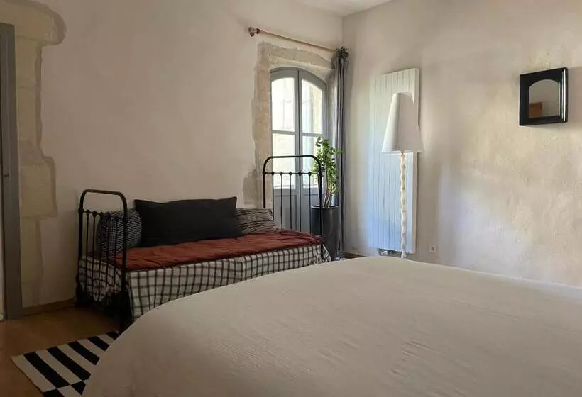 تختخواب و صبحانه Le Patio D Arles