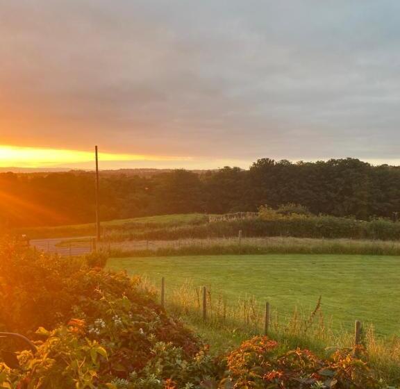Jacquie S B&b  Dumfries Room With A View   Hot Tub