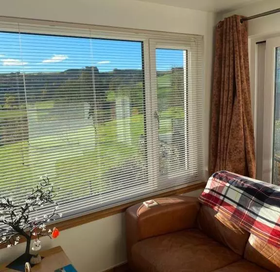 Jacquie S B&b  Dumfries Room With A View   Hot Tub