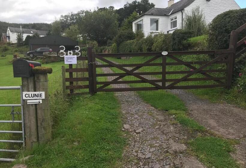 Jacquie S B&b  Dumfries Room With A View   Hot Tub