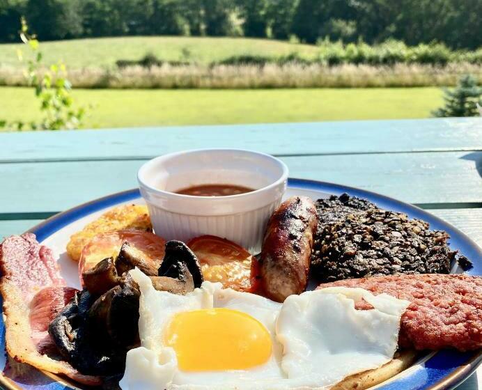 Jacquie S B&b  Dumfries Room With A View   Hot Tub