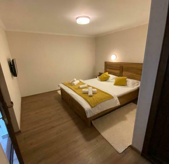 پانسیون Hanul Ursilor