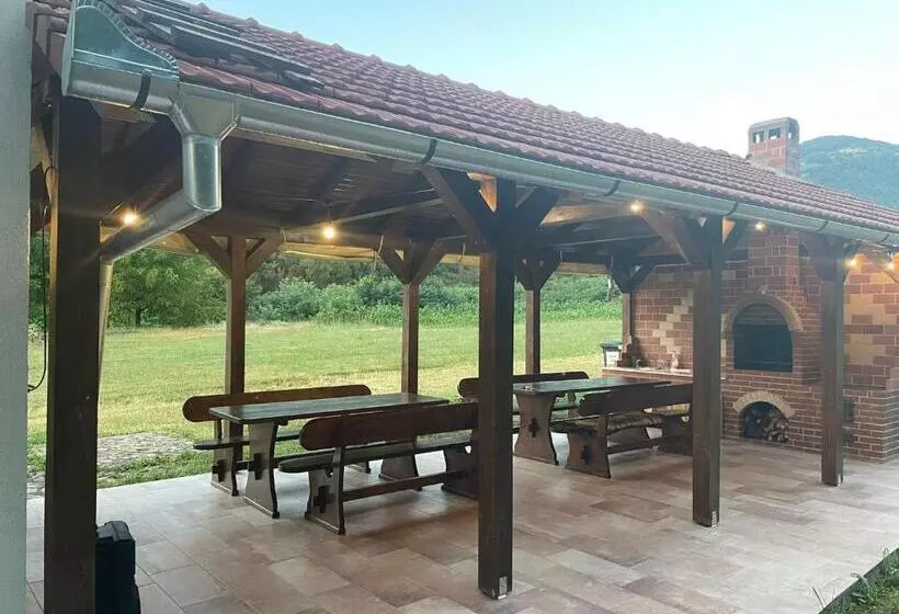 Majatalo Hanul Ursilor