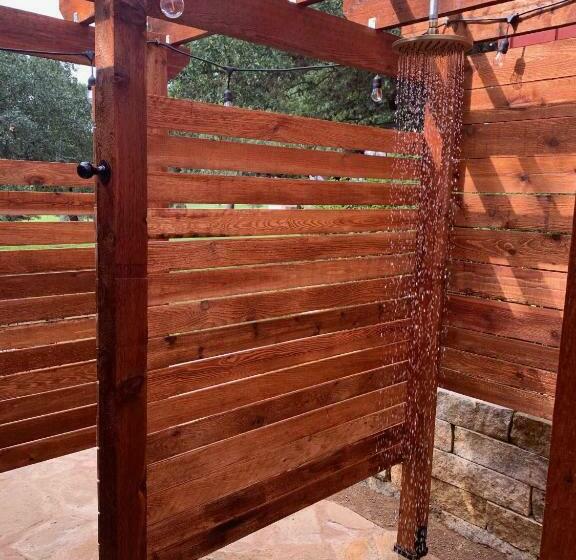 פנסיון Salado Cottage Retreat Near Downtown