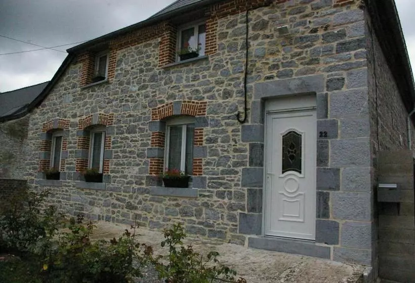 ベッドアンドブレックファースト Au Charme D Antan