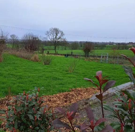 ベッドアンドブレックファースト Au Charme D Antan