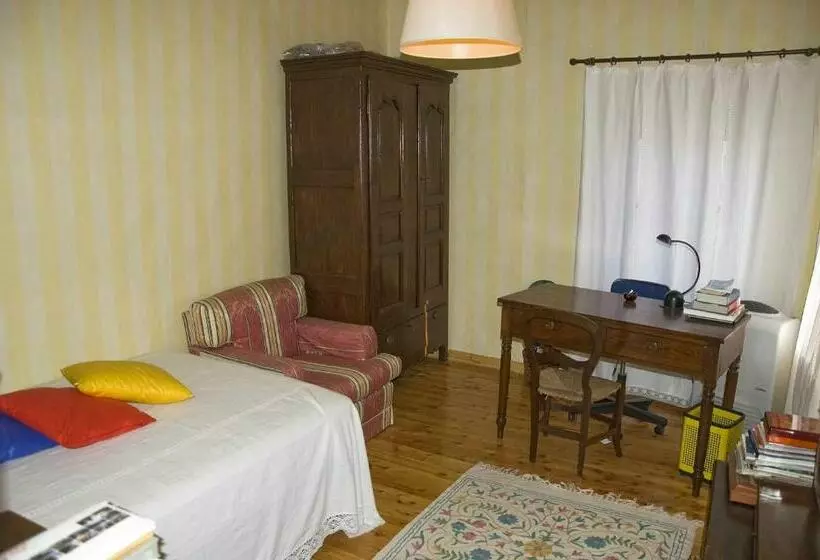 Aamiaismajoitus (B&B) Casa Dei Pini Country House
