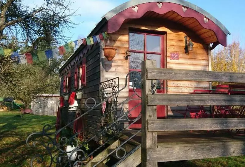 Aamiaismajoitus (B&B) Roulotte Le Temps De Rever