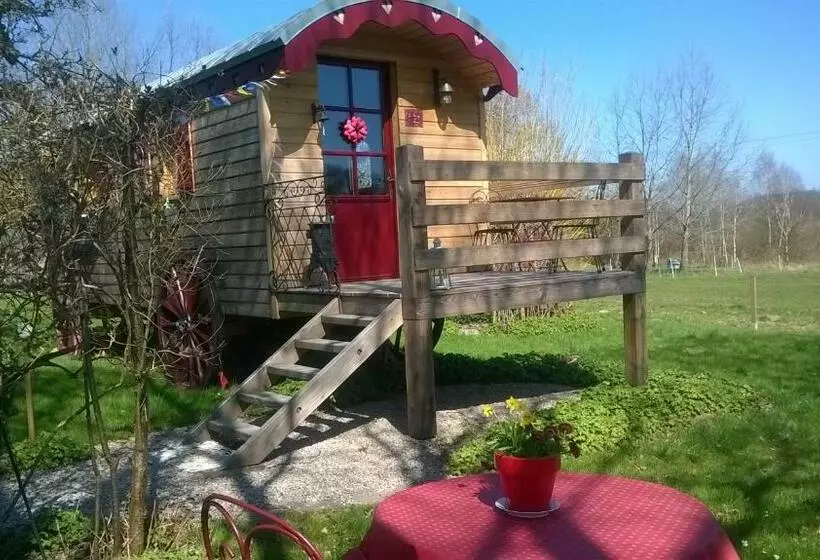 Aamiaismajoitus (B&B) Roulotte Le Temps De Rever