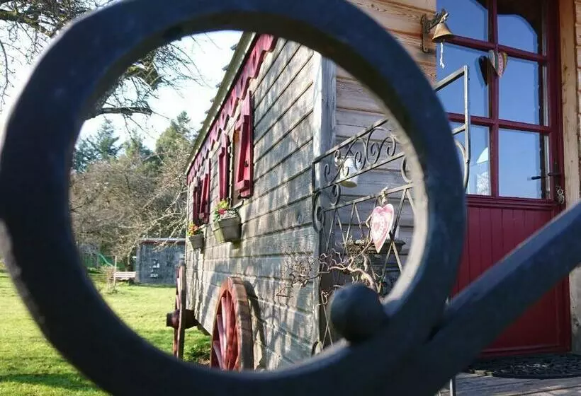 Aamiaismajoitus (B&B) Roulotte Le Temps De Rever