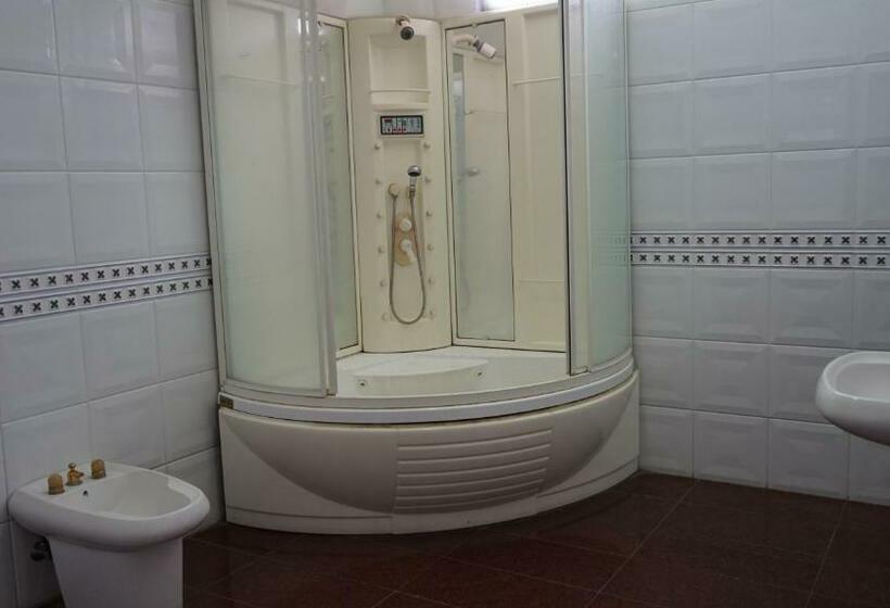 Bria Hotel & Convention