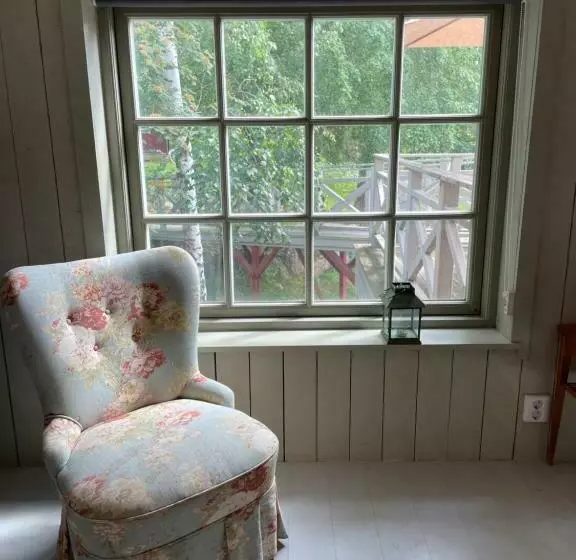 Majatalo Arphus Lodge