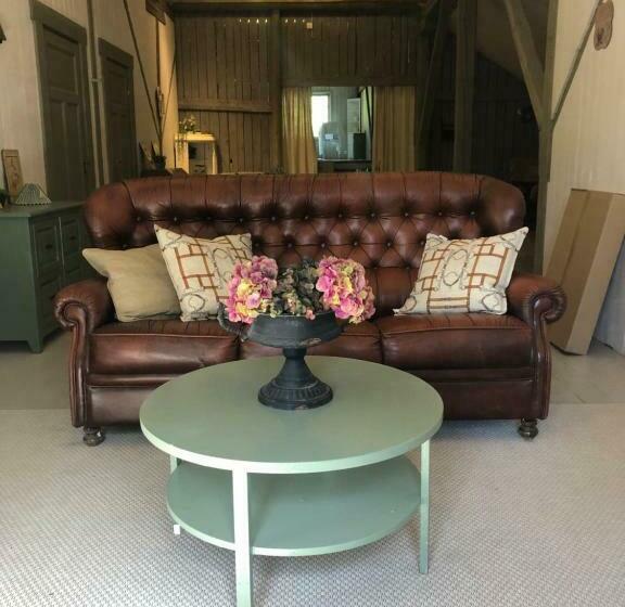 پانسیون Arphus Lodge