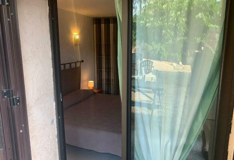 פנסיון Chambres Et Tables D Hôtes Zélia & Jacques Berquez