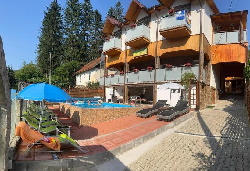 پانسیون Gasthaus Casa Kugler