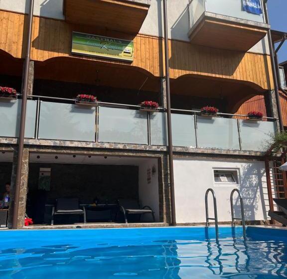 پانسیون Gasthaus Casa Kugler