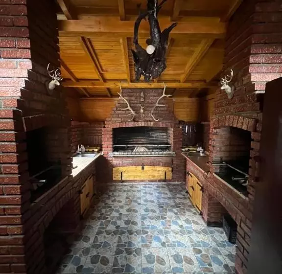 Majatalo Gasthaus Casa Kugler