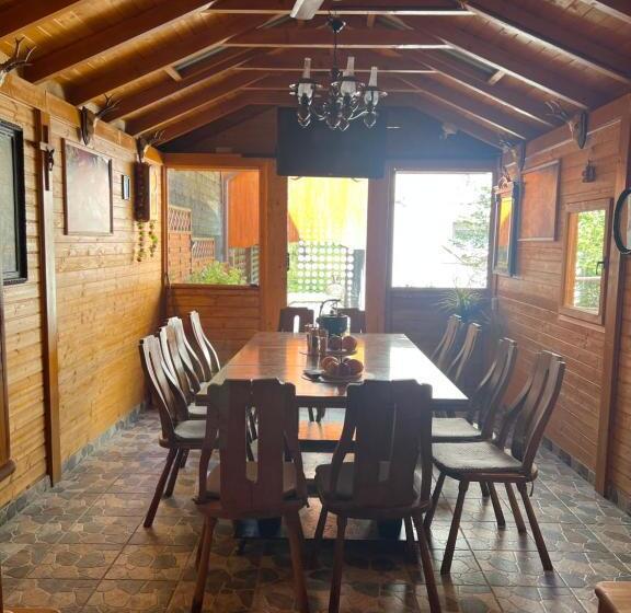 پانسیون Gasthaus Casa Kugler