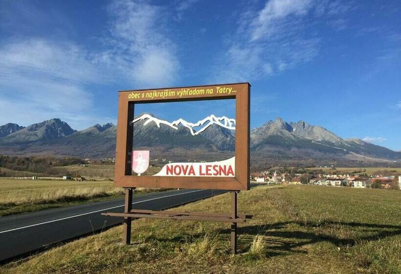 ペンション Ubytovanie Pod Tatrami