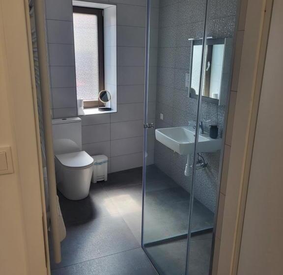 مبيت وإفطار Fakapu Pince és Panzió