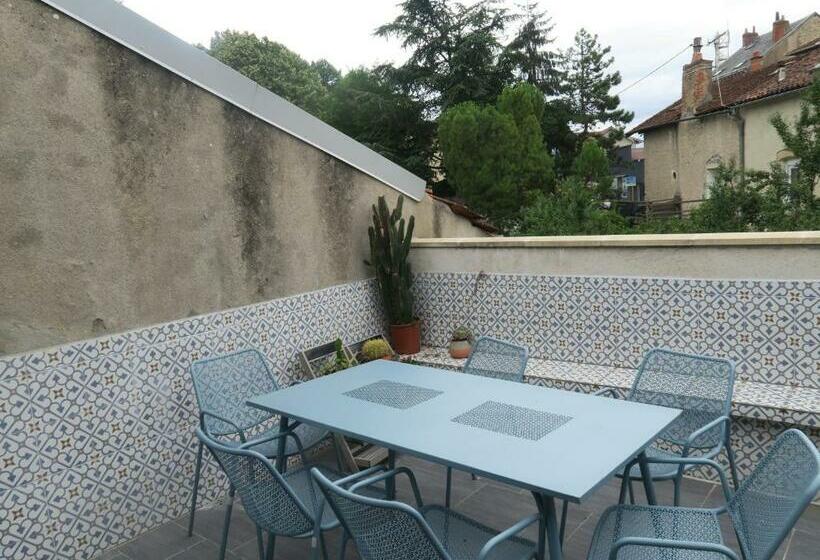 ベッドアンドブレックファースト Le 12