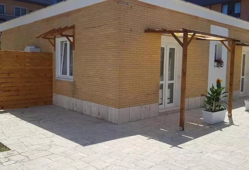 تختخواب و صبحانه Un Passo Dal Mare