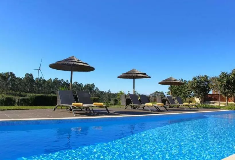 Hotelli Quinta Das Alfambras