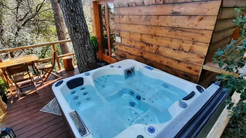 ペンション Cabane Dans Les Arbres La Kaz Aux Cigales