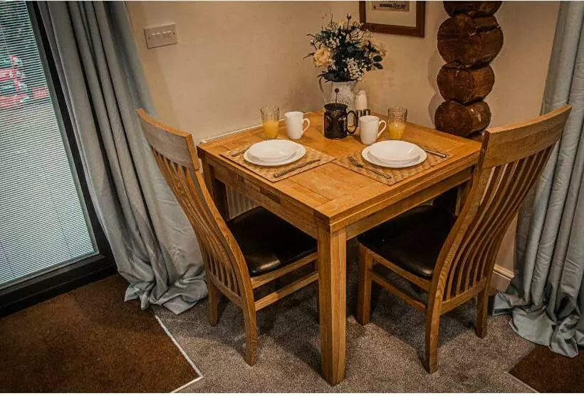پانسیون Log Cabin