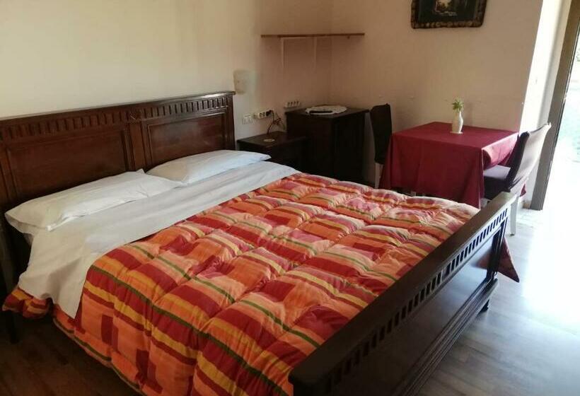 펜션 Trattoria Cognigni