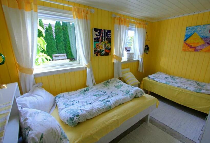 Risør Bed & Breakfast, Randvik Strand