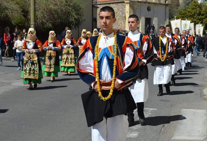 Общежитие Locanda B&b Dandana