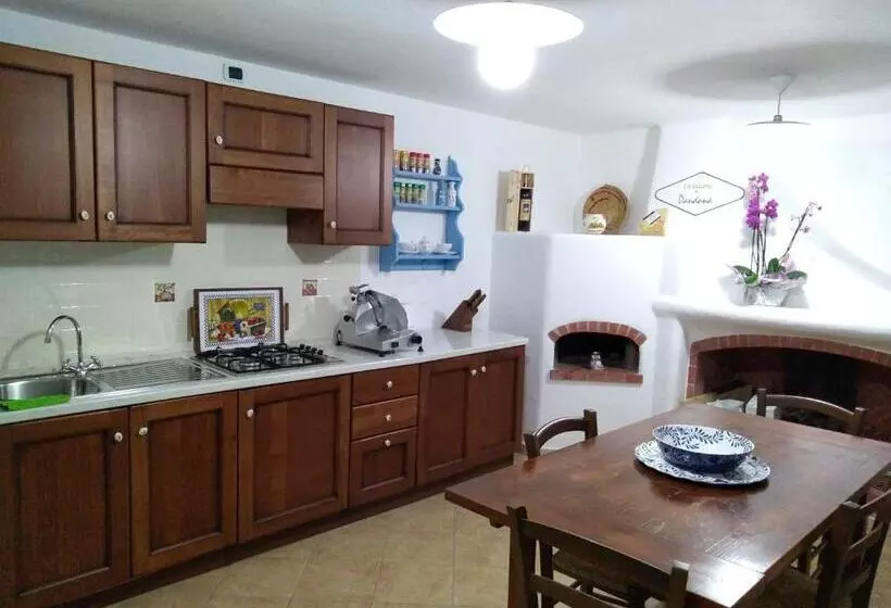 ユースホステル Locanda B&b Dandana